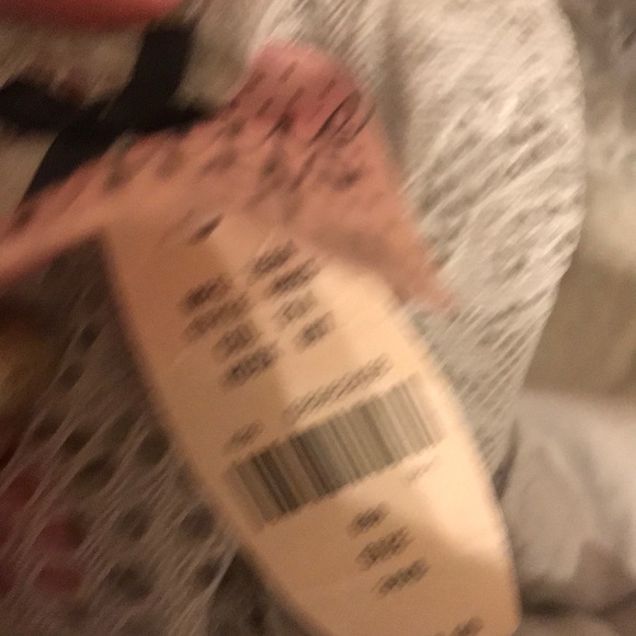 Victoria’s Secret lingerie 36B NWT - Picture 7 of 7